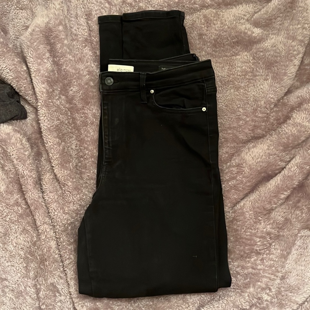 High rise skinny jeans from Ella Moss in black. 31 - Picture 1 of 5